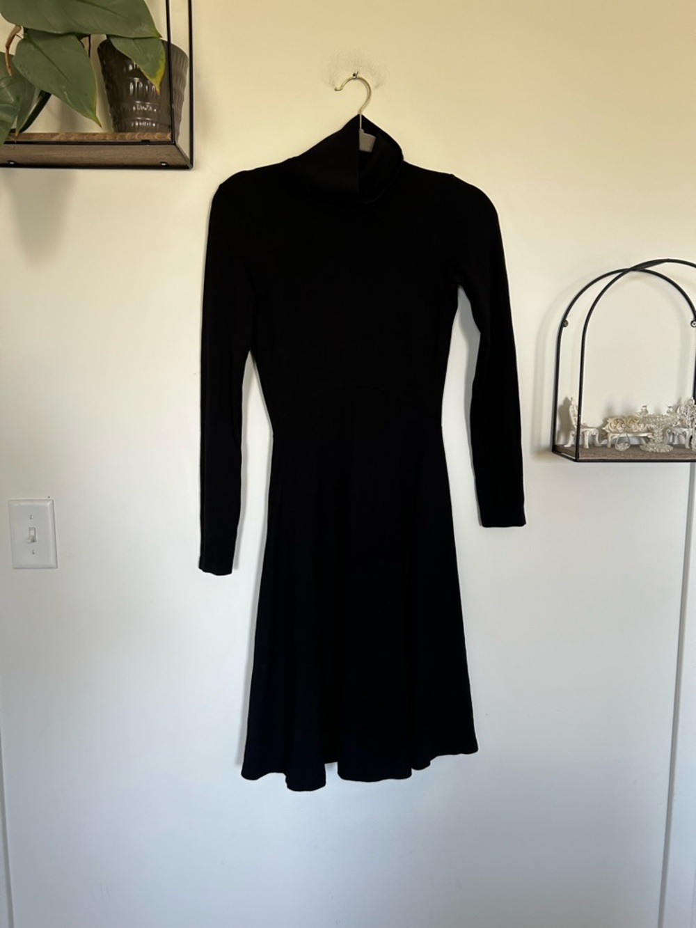 Seraphine‎ Black Long Sleeve Turtleneck Maternity Dress Size 4